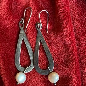 Silpada earrings with pearl